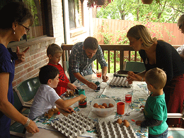 easter egg dying